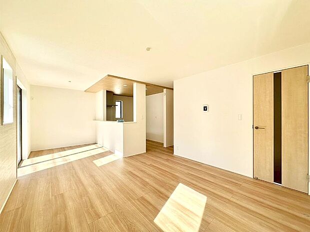 落ち着いた雰囲気のＬＤＫは家族みんなの快適空間  