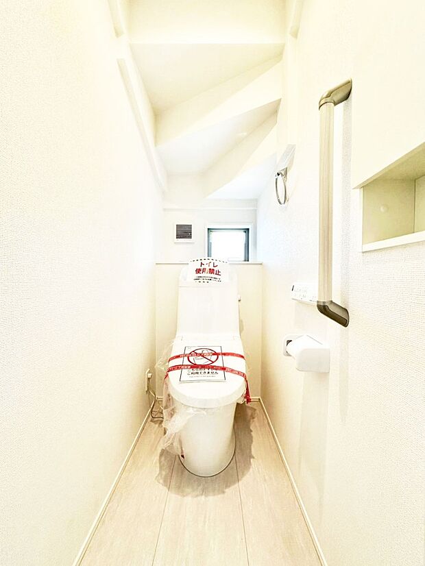 トイレは安心の2箇所!朝のバタバタも一安心です。