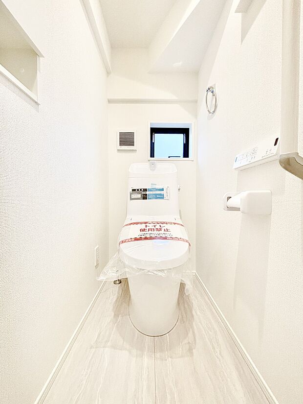 トイレは安心の2箇所！朝のバタバタも一安心です。 