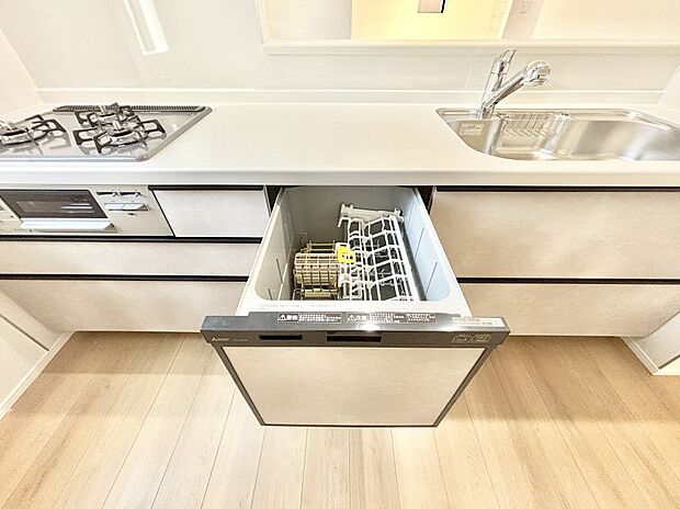 面倒なお片づけは食洗機にお任せ!家事の負担が減って、時間にも気持ちにもゆとりができます。