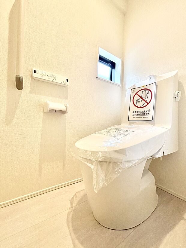 トイレは安心の2箇所！朝のバタバタも一安心です。 