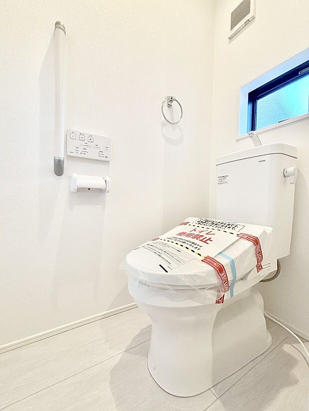 トイレは安心の2箇所！朝のバタバタも一安心です。 