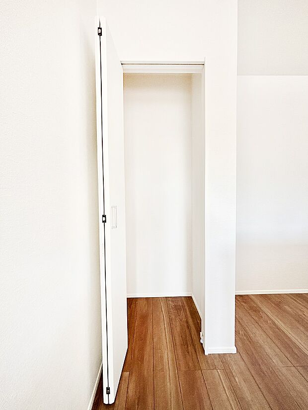 食材のストックはもちろん、日用品の収納など使い方はいろいろ