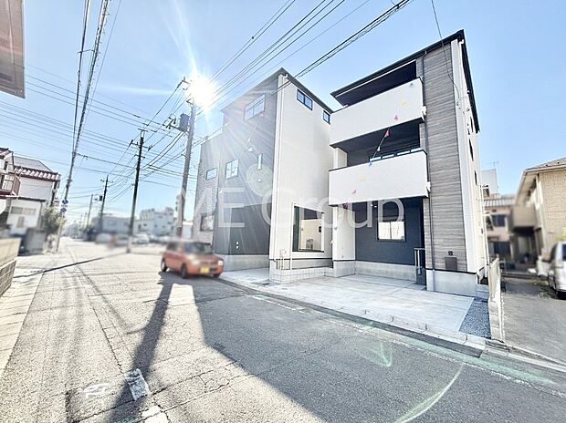 前面道路はきちんと整備されています