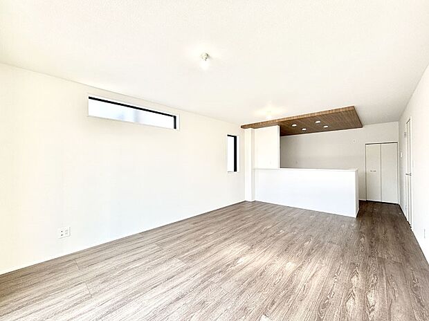 住む方の個性が引き出される、インテリアを考えるのが楽しみなリビングです！ 