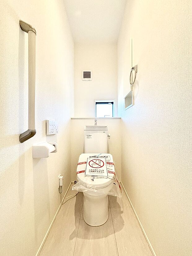 トイレは1階と2階それぞれに配置されていてとても便利です。 