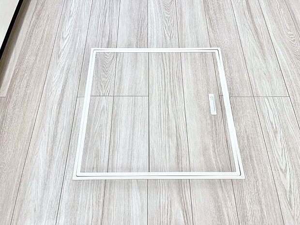 床下収納付き!日用品・非常用品の収納にも大活躍。