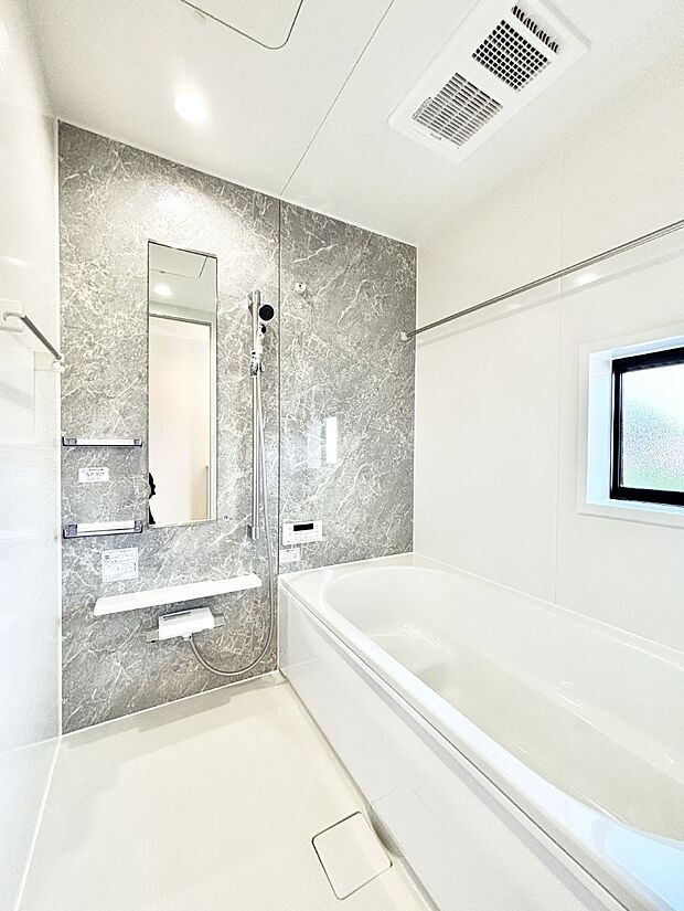 一日の疲れを癒やす大切なバスタイム。ゆっくりとお風呂を楽しんで疲れをとりたいですね！  