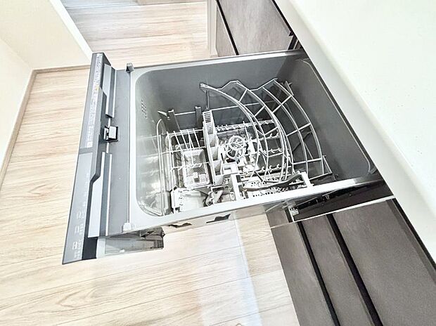 面倒なお片づけは食洗機にお任せ!家事の負担が減って、時間にも気持ちにもゆとりができます。