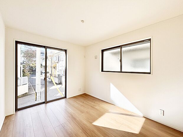 全居室2面採光＆クローゼット付きです