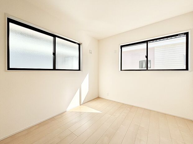 2面採光を確保した明るい空間。家族みんなが快適な暮らしを実現する設計です。 