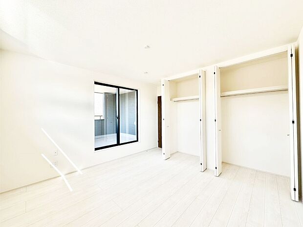 収納が充実しているので居住スペースを広々使えます