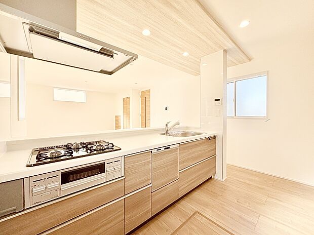 ゆとりあるキッチンではご家族と楽しくお料理ができます。