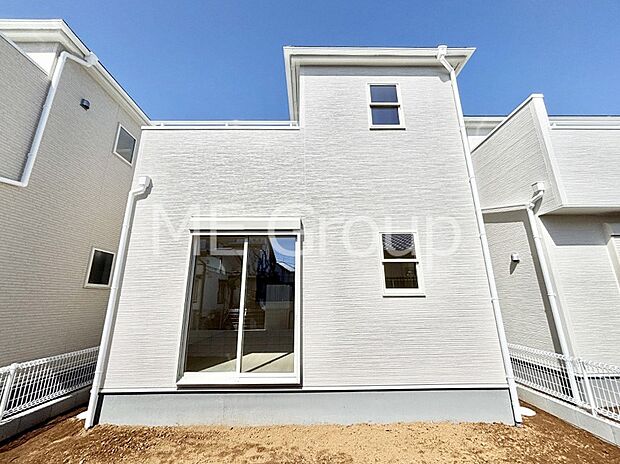 洗練された外観、上質な住空間が広がる室内は永く安心して過ごせる住居です。