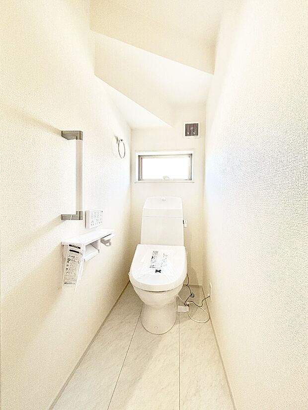 トイレは安心の2箇所!朝のバタバタも一安心です。