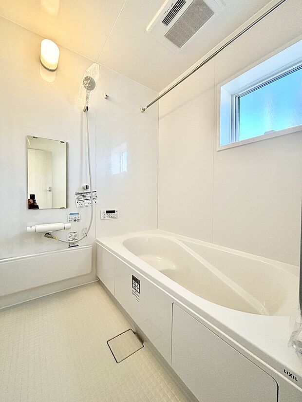 一日の疲れを癒やす大切なバスタイム。ゆっくりとお風呂を楽しんで疲れをとりたいですね！  