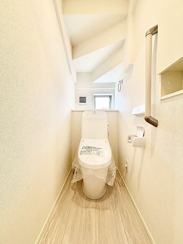 トイレは安心の2箇所!朝のバタバタも一安心です。