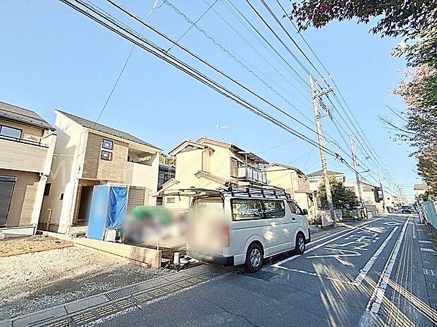 見通しの良さとともに、街並みに開放感を与えてくれます。