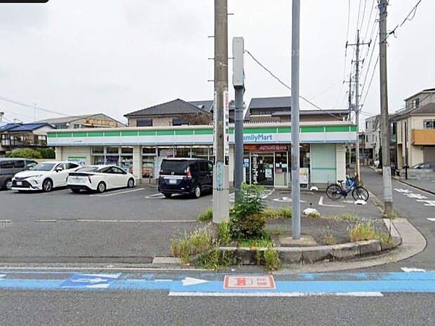 コンビニ 500m ファミリーマート さいたま白幡店