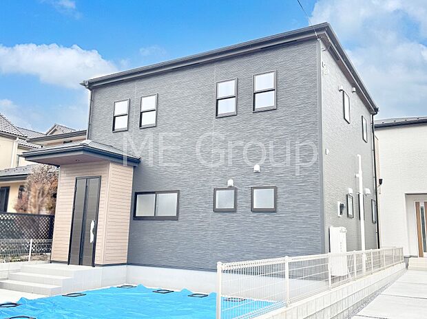 上質感あふれる外観デザイン。魅力の住まいを実現。