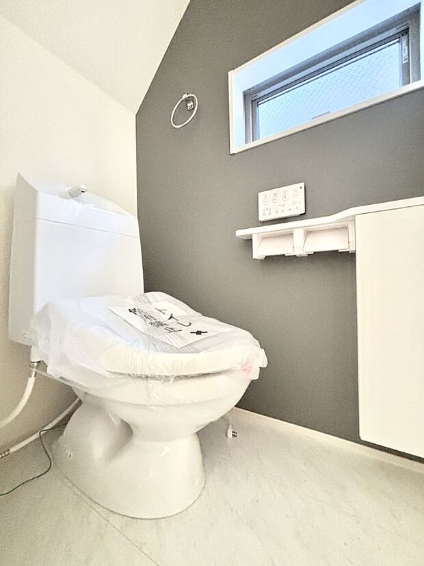 トイレは1階と2階それぞれに配置されていてとても便利です。