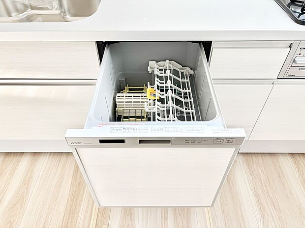 面倒なお片づけは食洗機にお任せ!家事の負担が減って、時間にも気持ちにもゆとりができます。