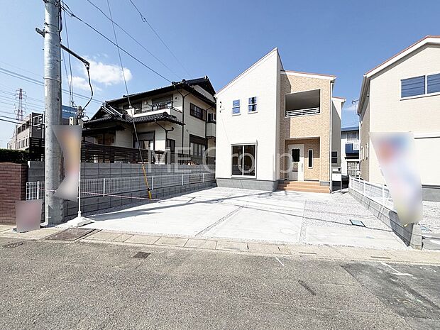 溢れる陽光でご家族の笑顔も輝く