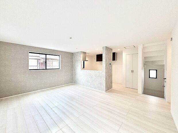 住む方の個性が引き出される、インテリアを考えるのが楽しみなリビングです！ 