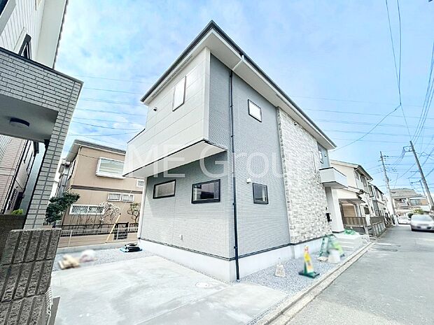 たっぷりの陽光と心地よい風が舞い込む住まい