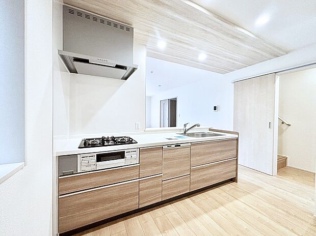 お料理を効率的に、楽しく!システムキッチン