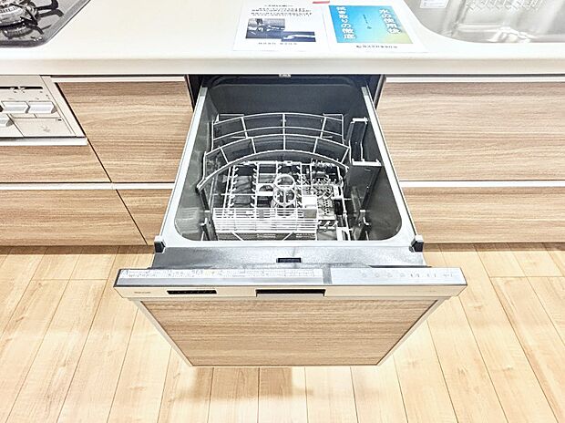 面倒なお片づけは食洗機にお任せ!家事の負担が減って、時間にも気持ちにもゆとりができます。