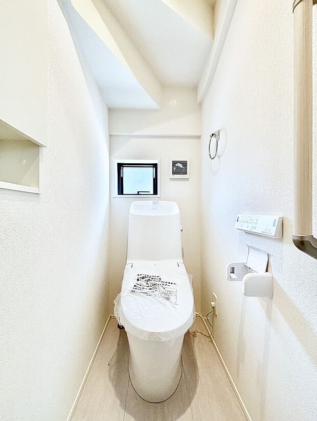 ウォシュレット付きトイレが1階と2階それぞれに配置されていてとても便利です。 