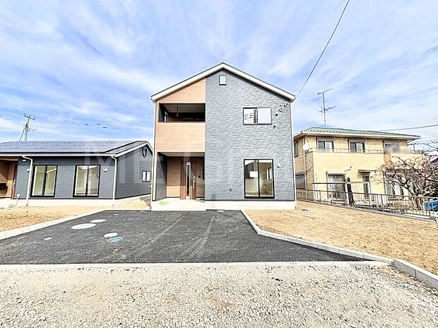 溢れる陽光でご家族の笑顔も輝く