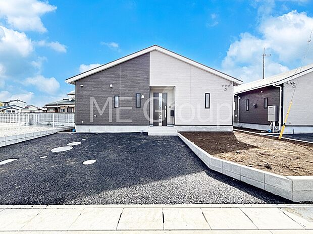 たっぷりの陽光と心地よい風が舞い込む住まい