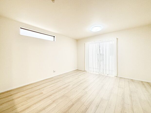 爽やかな日差しがお部屋全体を優しく包み込んでくれます