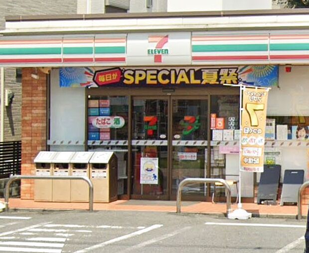 コンビニ 200m セブン-イレブン 東越谷6丁目店