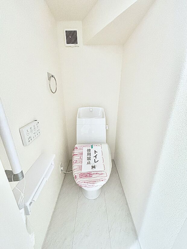 ウォシュレット付きトイレが1階と2階それぞれに配置されていてとても便利です。 