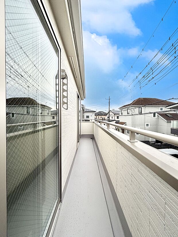 風通しの良いバルコニー