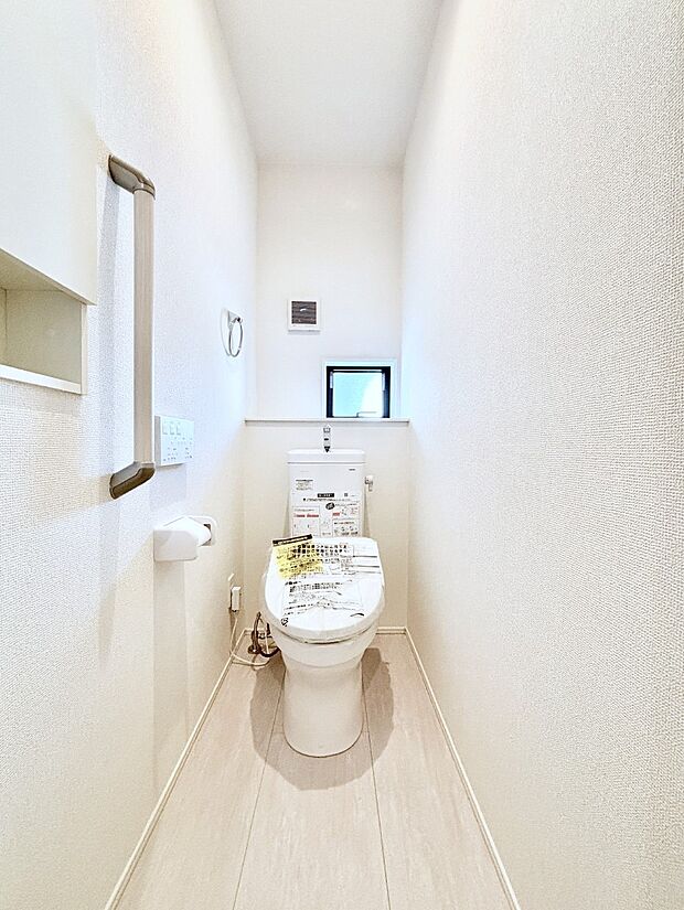 トイレは1階と2階それぞれに配置されていてとても便利です。