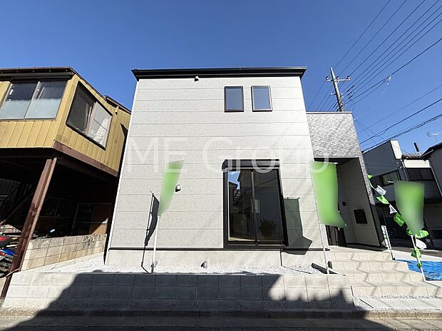 溢れる陽光でご家族の笑顔も輝く