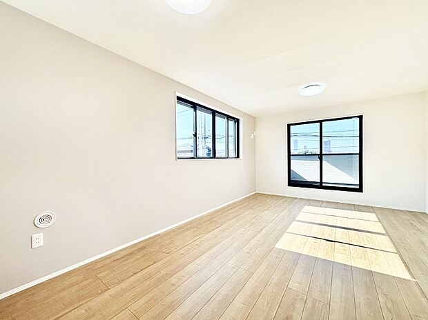 家族の笑顔が自然と生まれてくる、そんな雰囲気のダイニングに仕上がっています 