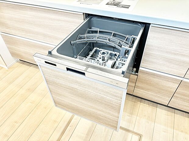 面倒なお片づけは食洗機にお任せ!家事の負担が減って、時間にも気持ちにもゆとりができます。