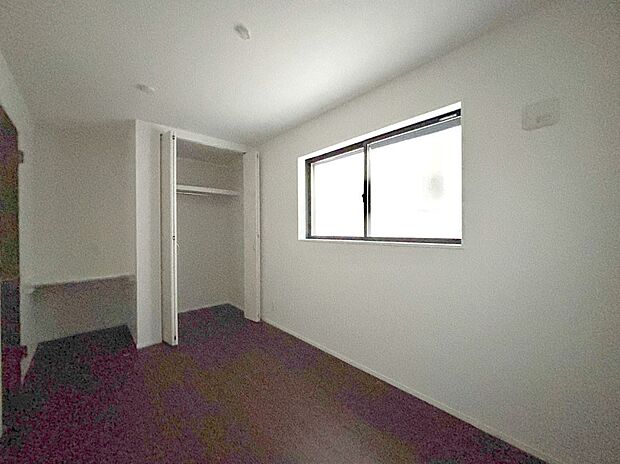 子供部屋にもおすすめな収納スペースたっぷりの居室