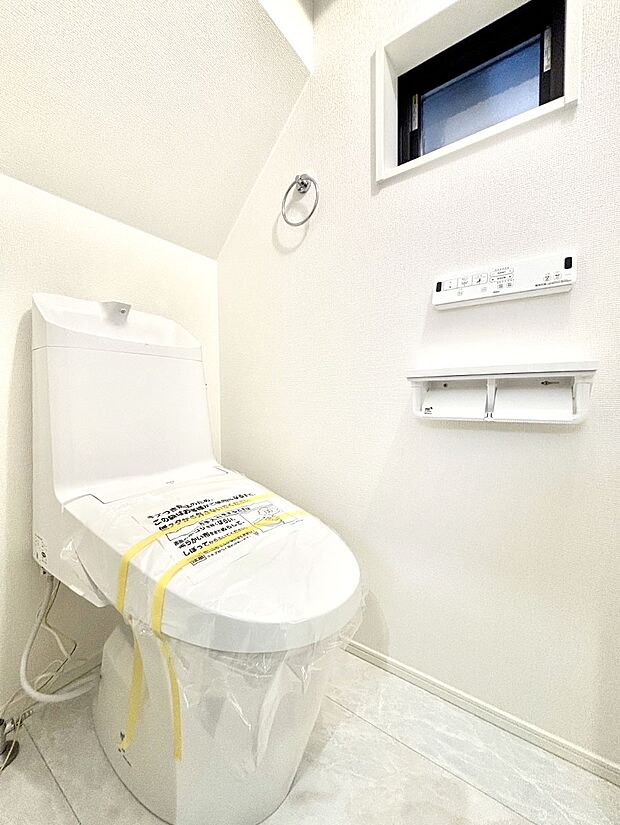 トイレは安心の2箇所！朝のバタバタも一安心です。 