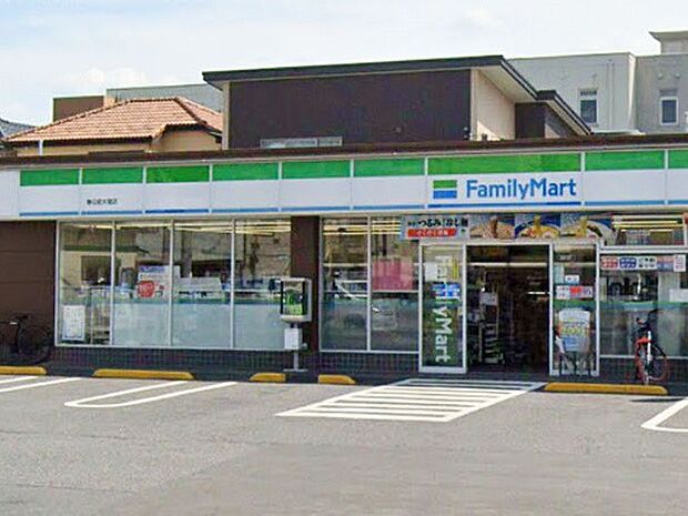 コンビニ 450m ファミリーマート-春日部大場店