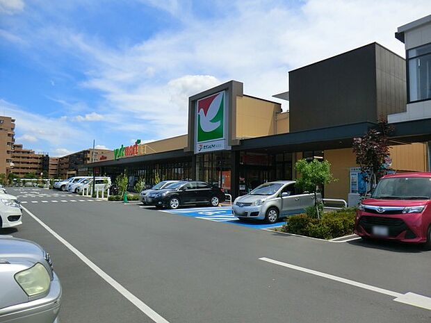 ショッピングセンター 1280m ハレノテラス