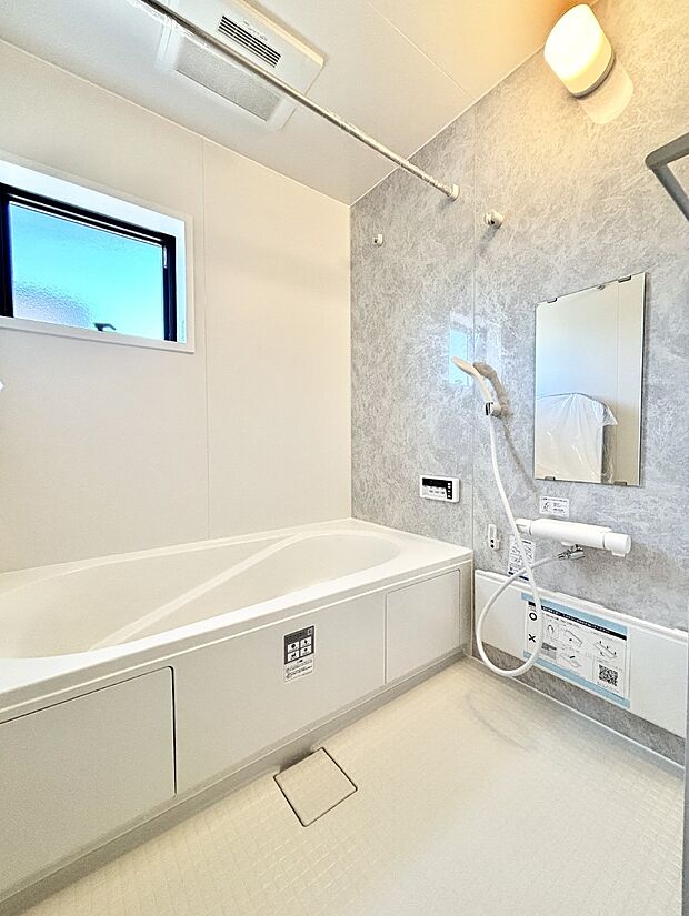 一日の疲れを癒やす大切なバスタイム。ゆっくりとお風呂を楽しんで疲れをとりたいですね！  