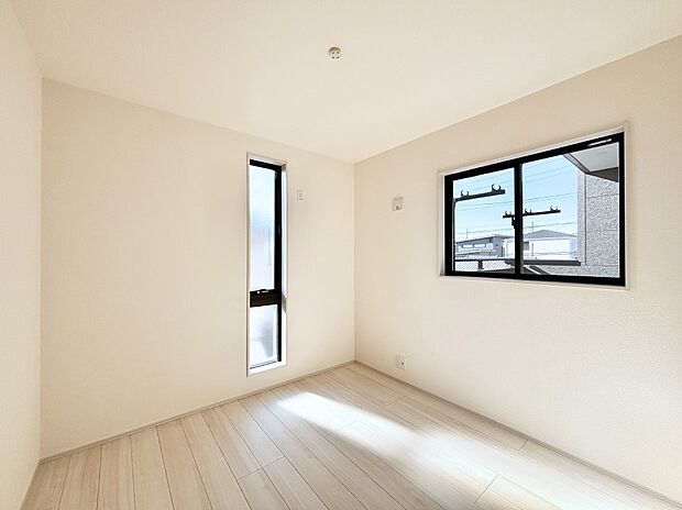 2面採光を確保した明るい空間。家族みんなが快適な暮らしを実現する設計です。