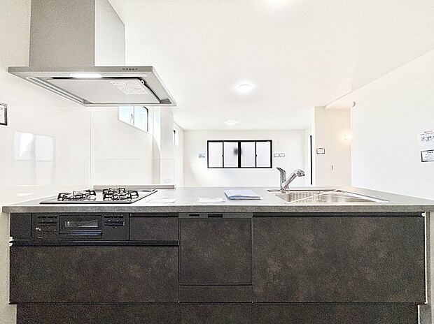 お料理を効率的に、楽しく！システムキッチン