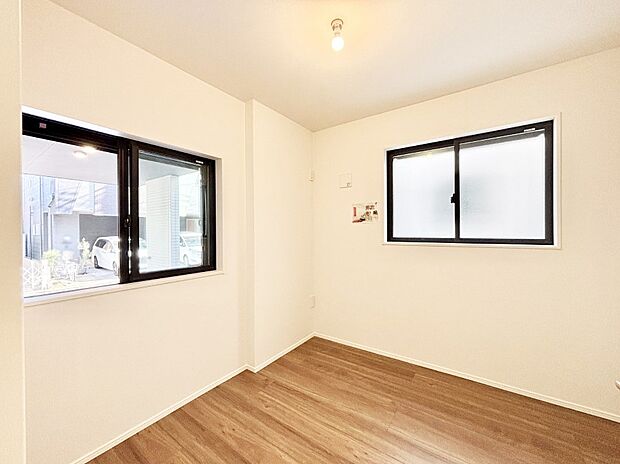 爽やかな日差しがお部屋全体を優しく包み込んでくれます